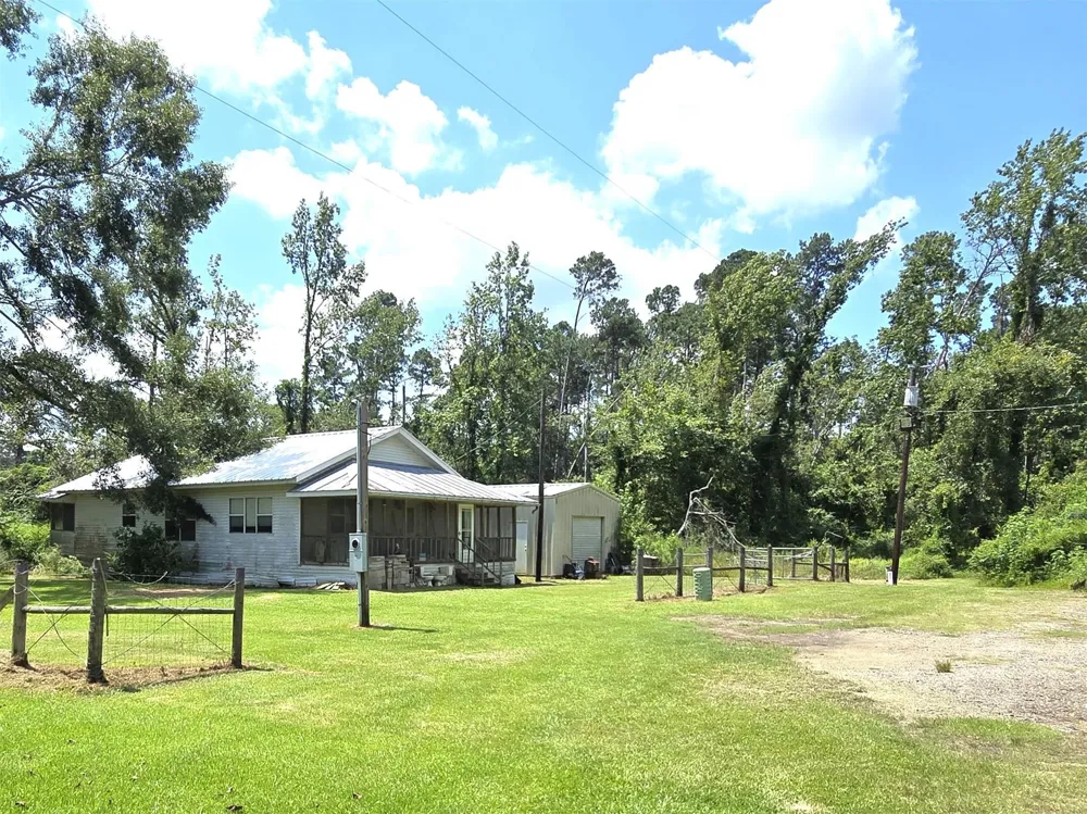 2101 W Houston Street Jasper, TX 75951
