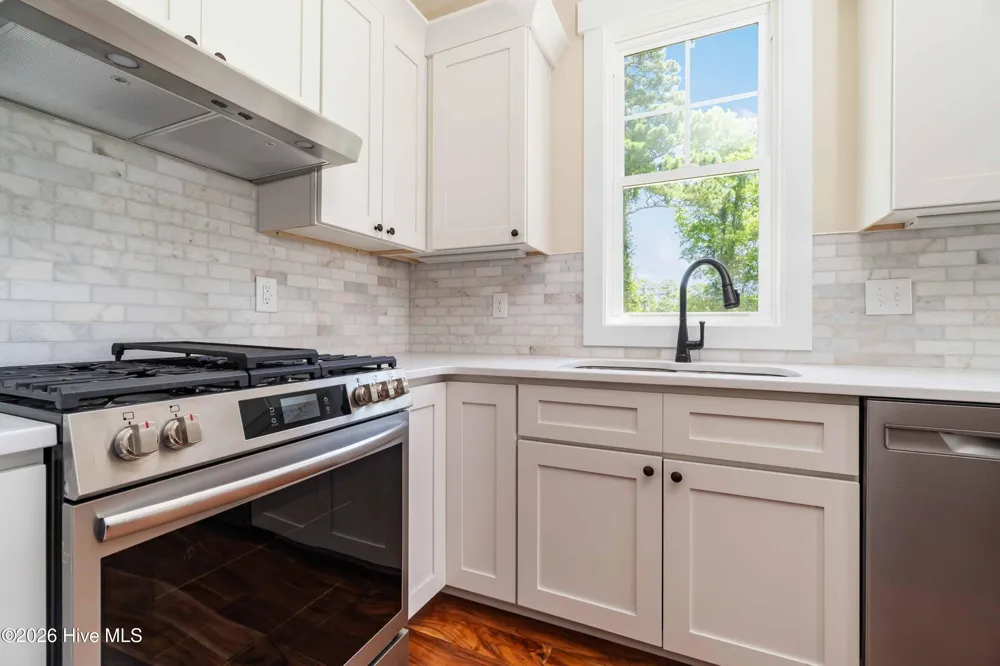 4007 Tarpon Drive Oriental, NC 28571