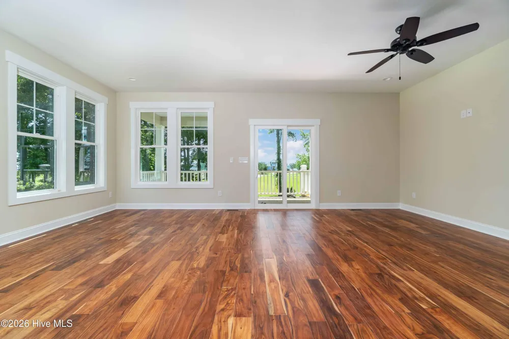 4007 Tarpon Drive Oriental, NC 28571