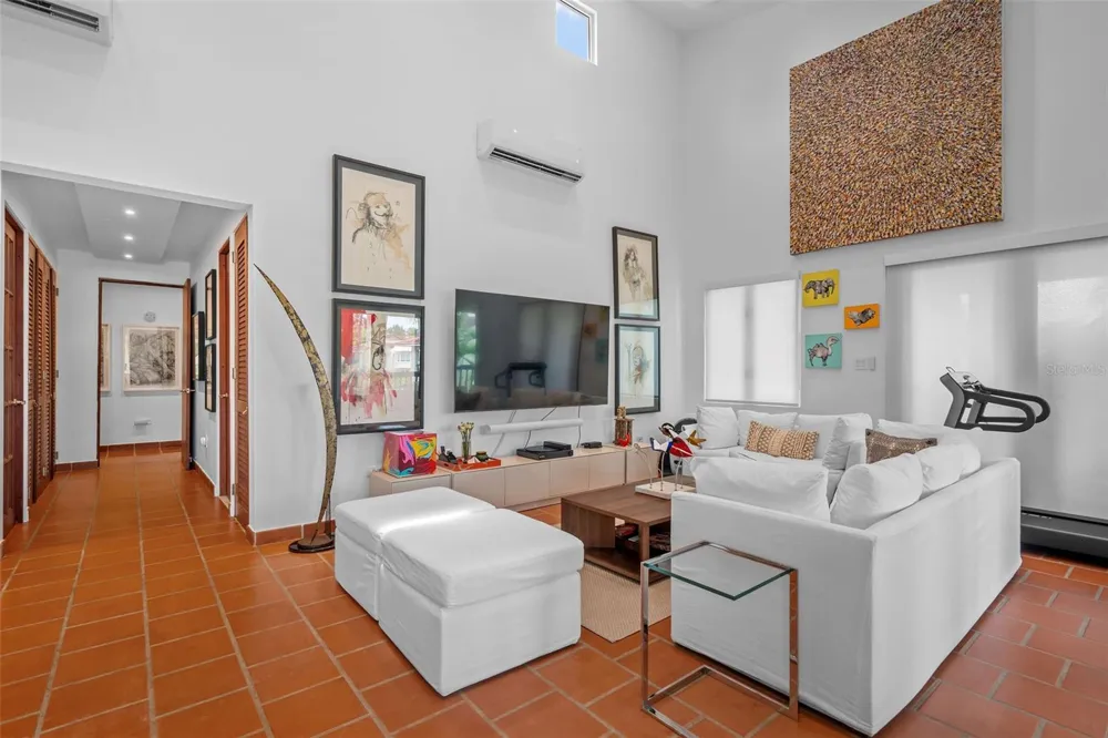 . LAKESIDE VILLAS #D4 Vega Alta, PR 00692