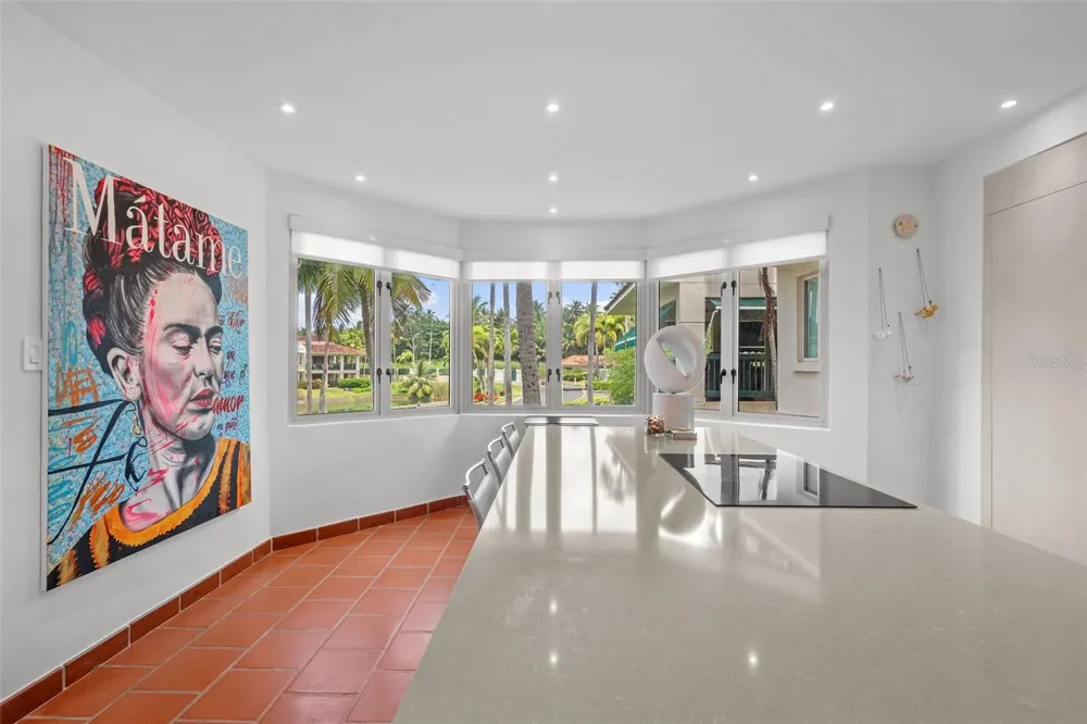. LAKESIDE VILLAS #D4 Vega Alta, PR 00692