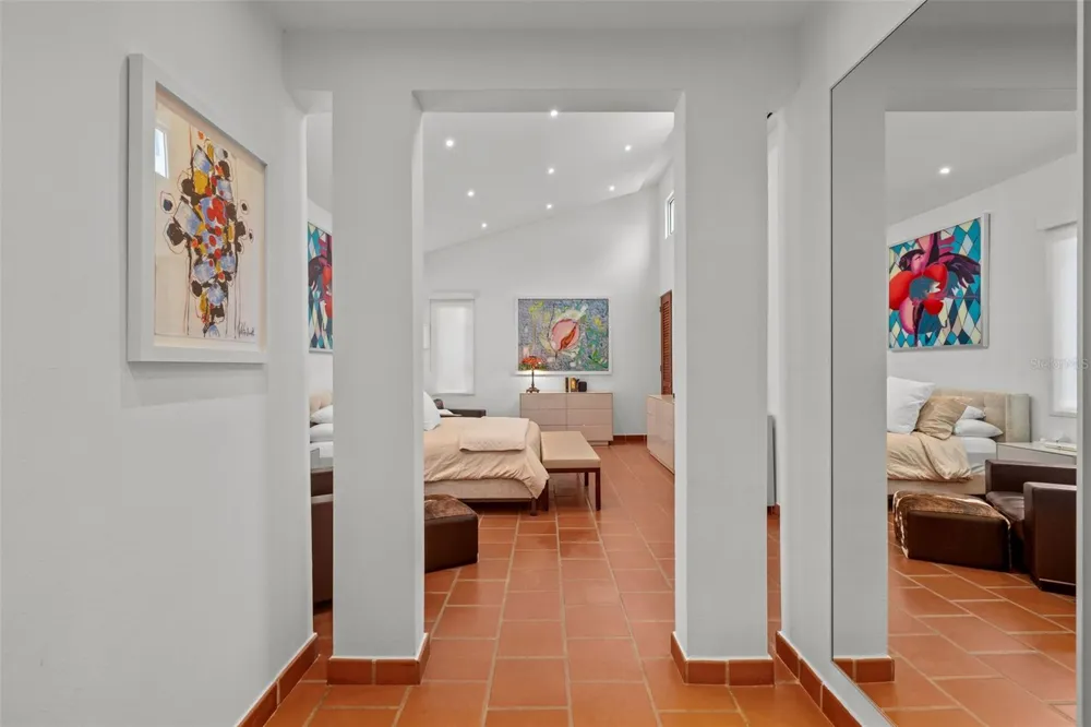 . LAKESIDE VILLAS #D4 Vega Alta, PR 00692
