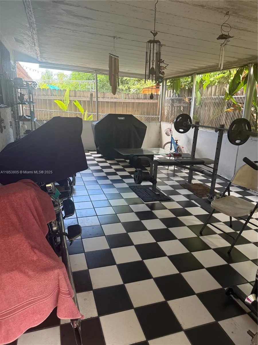 11472 SW 4th St Sweetwater, FL 33174
