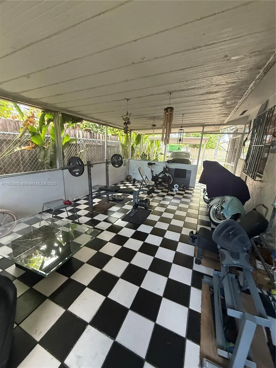 11472 SW 4th St Sweetwater, FL 33174