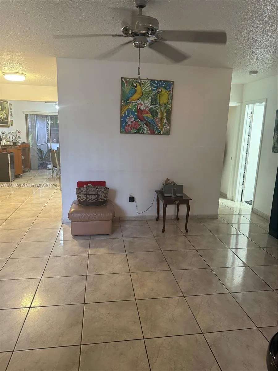 11472 SW 4th St Sweetwater, FL 33174