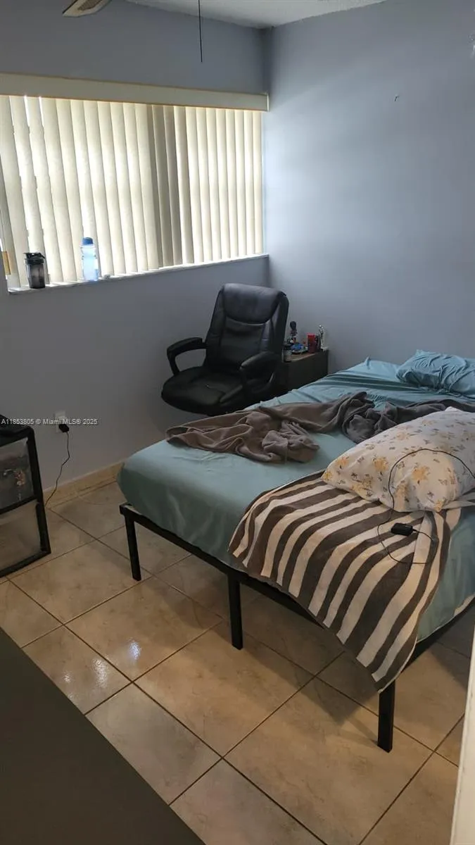 11472 SW 4th St Sweetwater, FL 33174