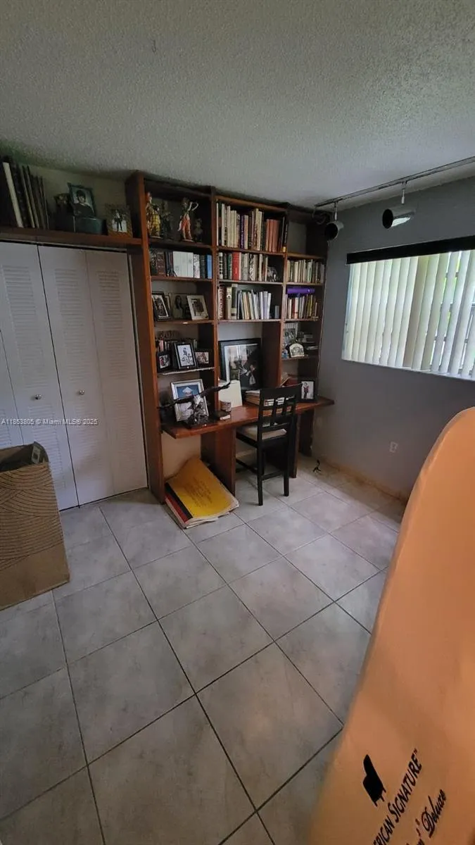 11472 SW 4th St Sweetwater, FL 33174