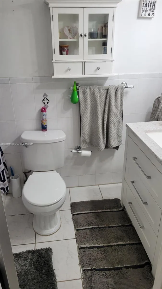 11472 SW 4th St Sweetwater, FL 33174