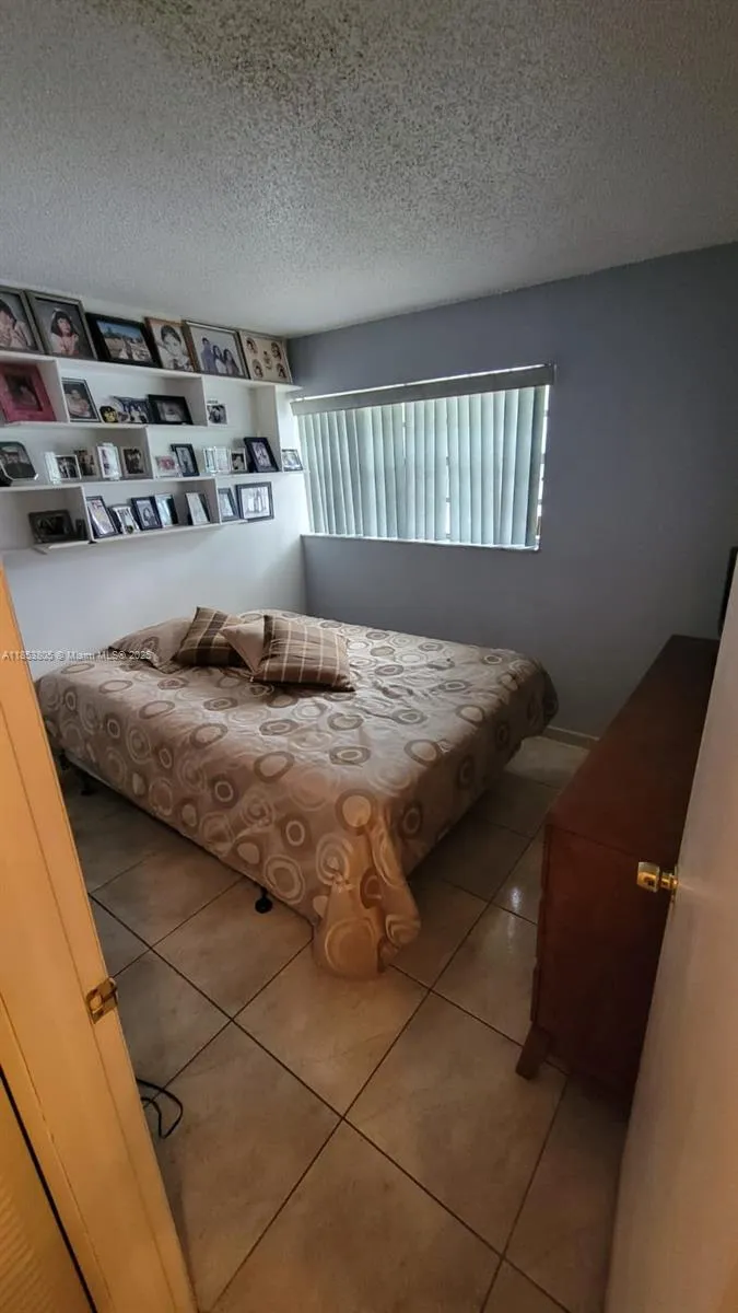 11472 SW 4th St Sweetwater, FL 33174