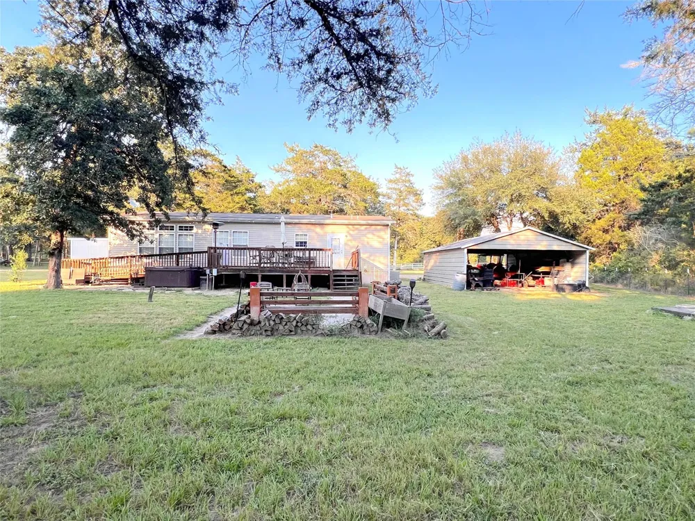 1079 Schuette Road New Ulm, TX 78950