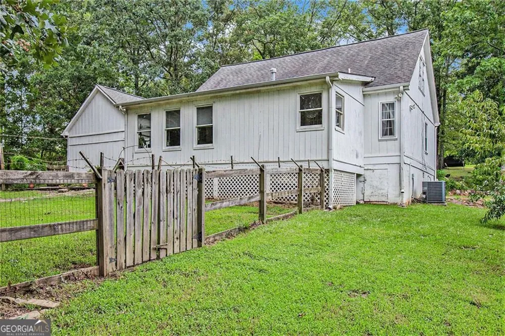 2841 Upper Sweetwater TRL SE White, GA 30184
