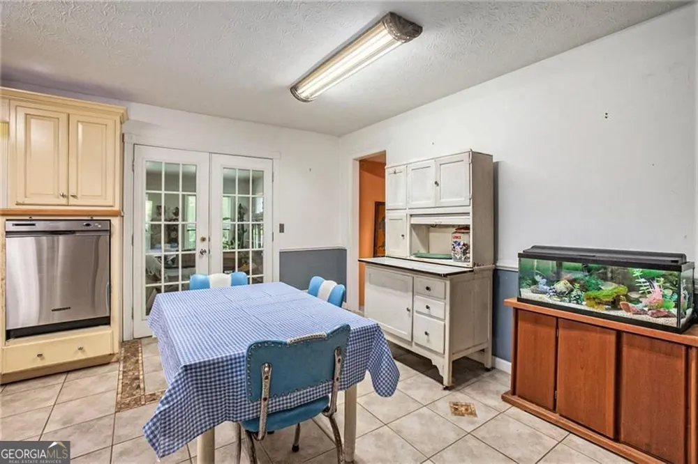 2841 Upper Sweetwater TRL SE White, GA 30184