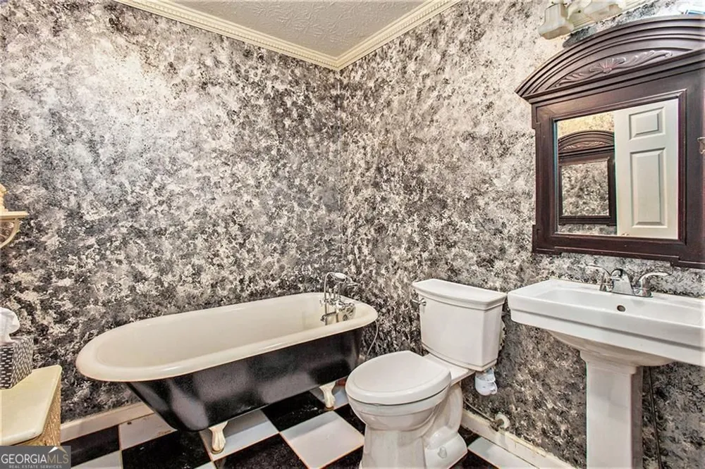2841 Upper Sweetwater TRL SE White, GA 30184