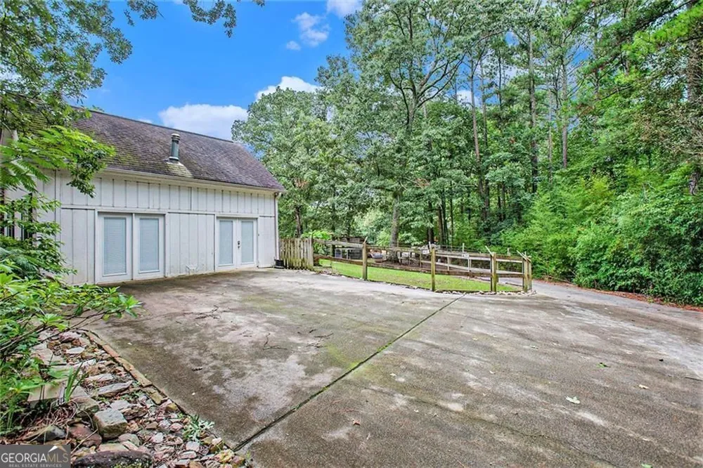 2841 Upper Sweetwater TRL SE White, GA 30184