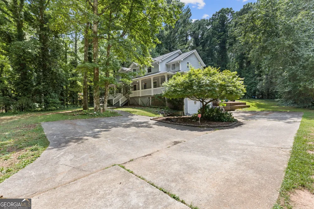 742 Mountain View DR Stone Mountain, GA 30083