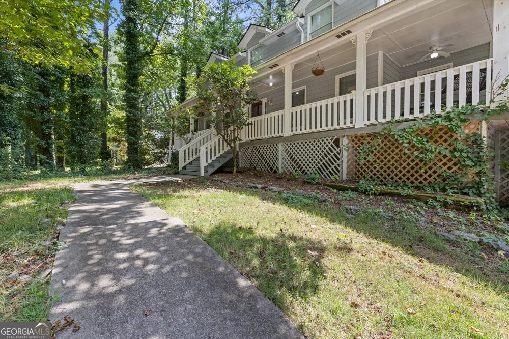 742 Mountain View DR Stone Mountain, GA 30083