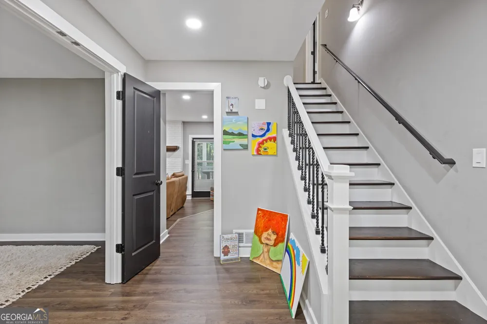 742 Mountain View DR Stone Mountain, GA 30083