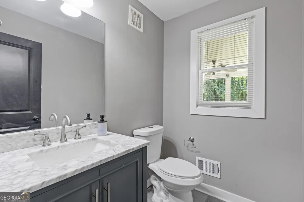 742 Mountain View DR Stone Mountain, GA 30083