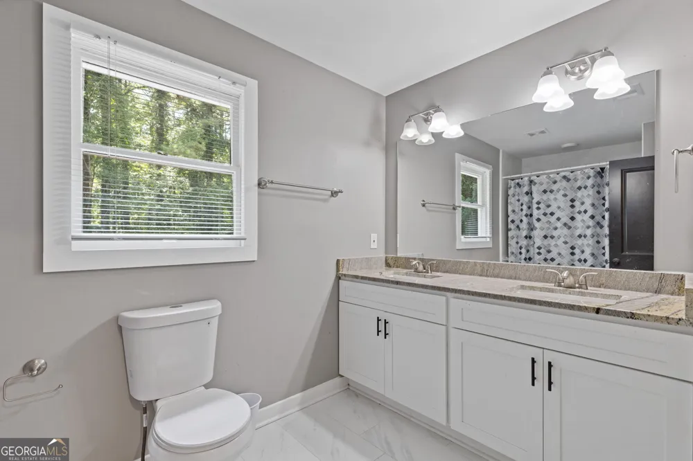 742 Mountain View DR Stone Mountain, GA 30083