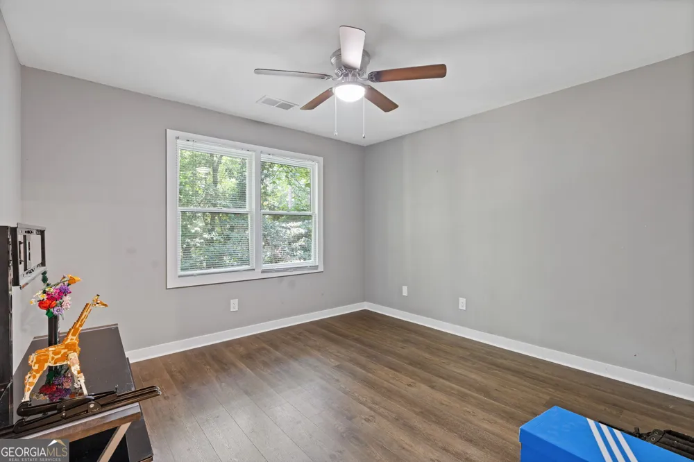 742 Mountain View DR Stone Mountain, GA 30083