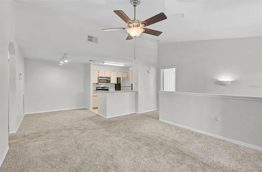 8827 MANOR LOOP #204 Lakewood Ranch, FL 34202