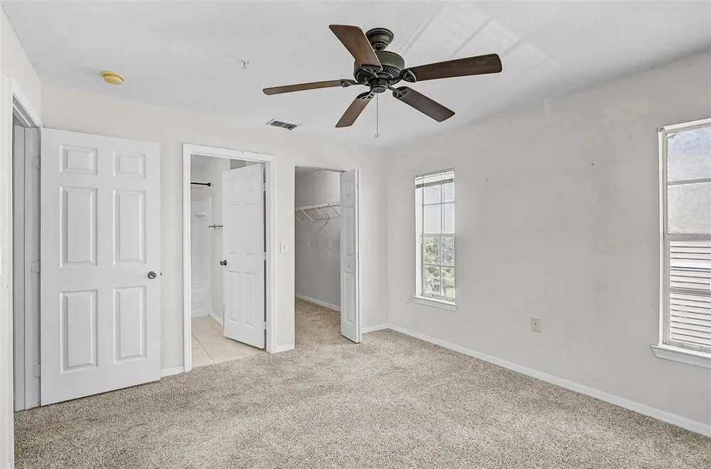 8827 MANOR LOOP #204 Lakewood Ranch, FL 34202