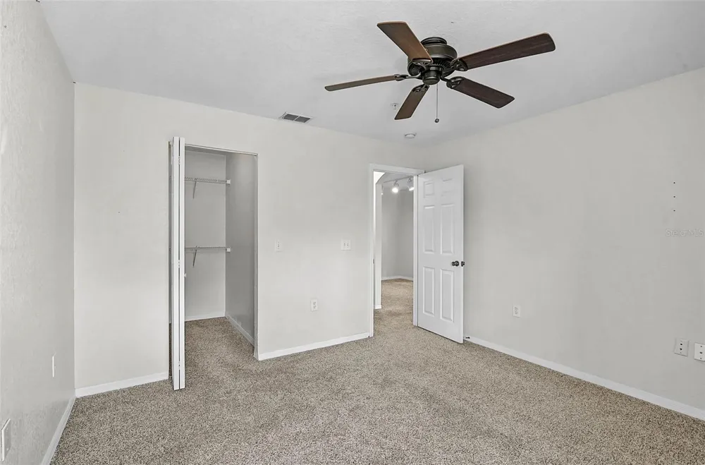 8827 MANOR LOOP #204 Lakewood Ranch, FL 34202