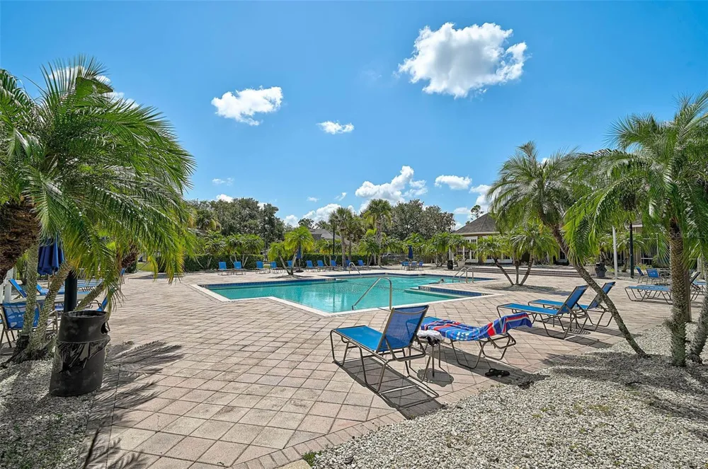 8827 MANOR LOOP #204 Lakewood Ranch, FL 34202