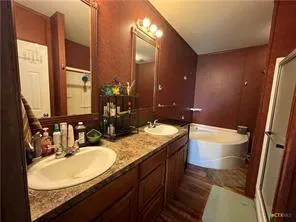 847 Hefner Lane Cuero, TX 77954