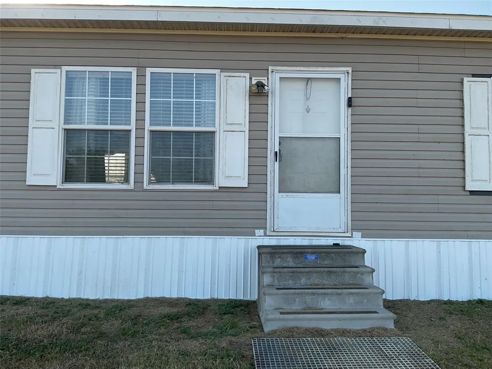 847 Hefner Lane Cuero, TX 77954