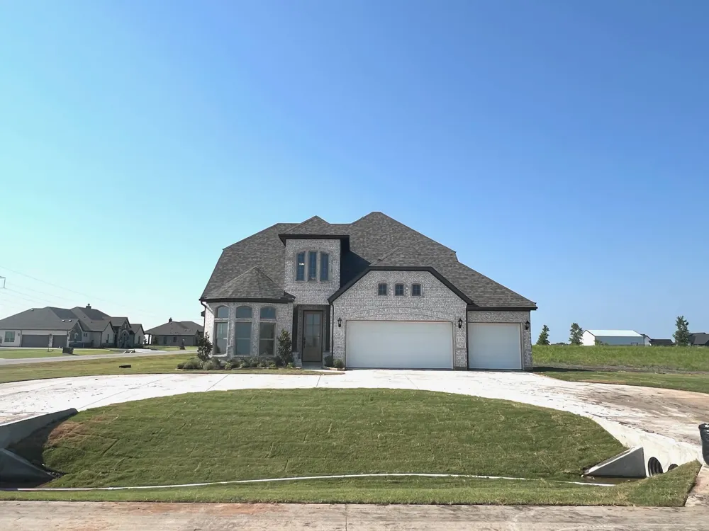 1112 Archives Avenue Nevada, TX 75173