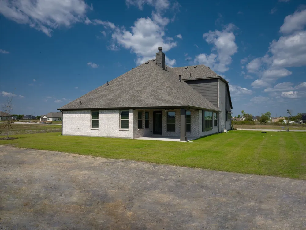 1112 Archives Avenue Nevada, TX 75173