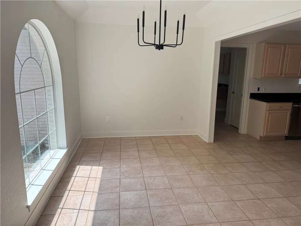 1132 5th Comfort, TX 78013