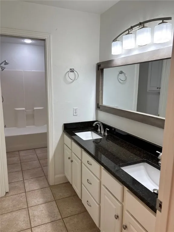 1132 5th Comfort, TX 78013