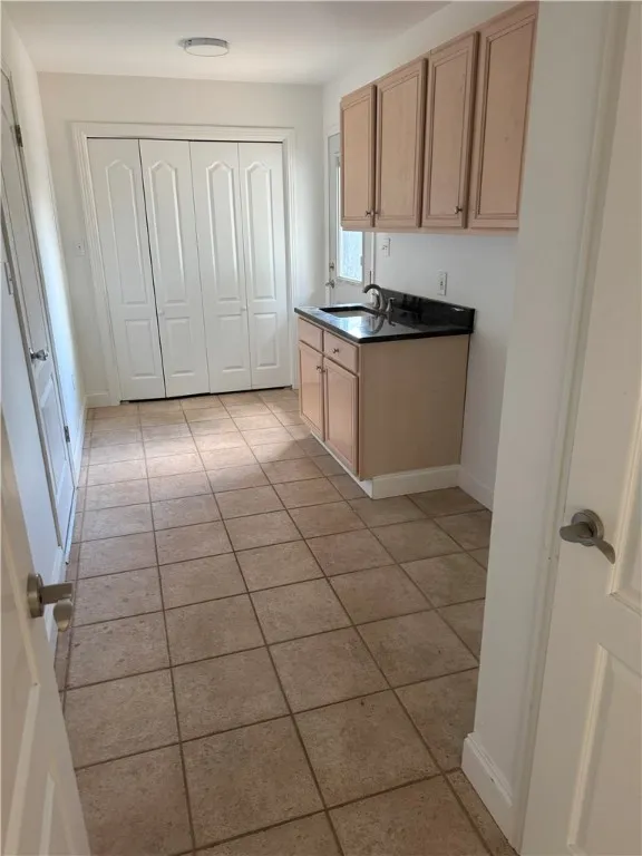 1132 5th Comfort, TX 78013