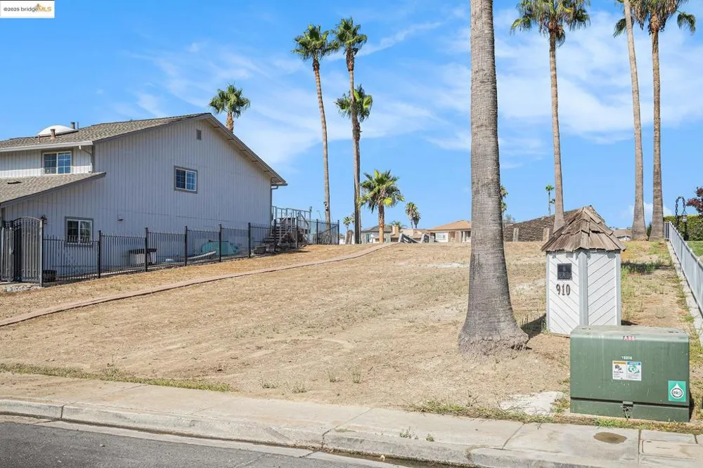 910 Discovery Bay Blvd Discovery Bay, CA 94505