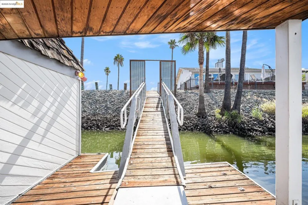 910 Discovery Bay Blvd Discovery Bay, CA 94505