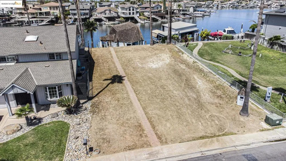 910 Discovery Bay Blvd Discovery Bay, CA 94505