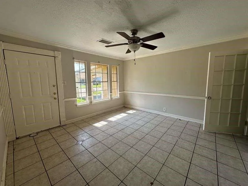 1314 Natchez Avenue Pasadena, TX 77506