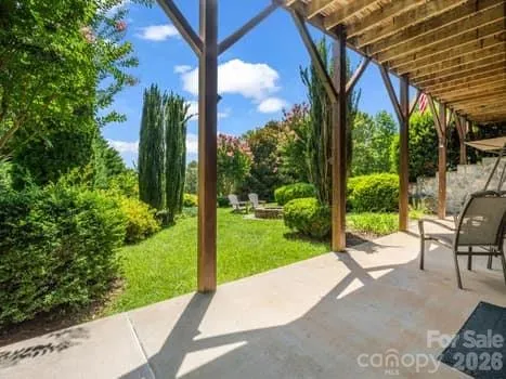 202 Panorama Drive Nebo, NC 28761