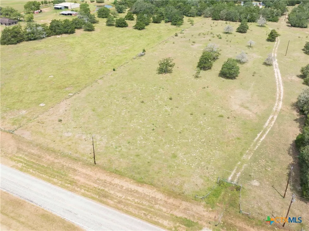 Fm 2314 Hallettsville, TX 77964