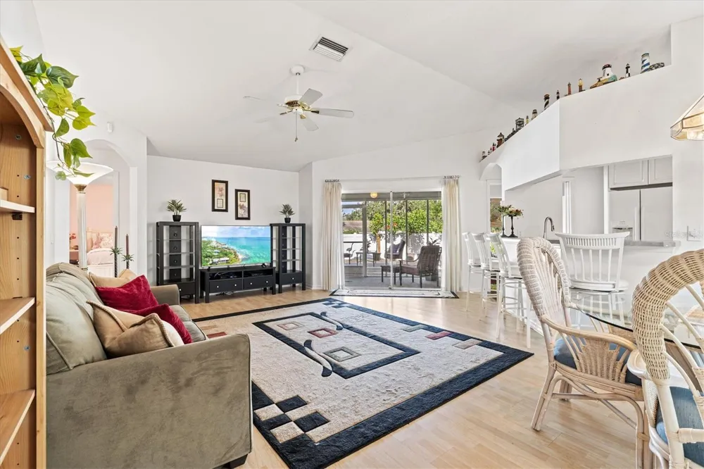 5128 18TH LANE E Bradenton, FL 34203