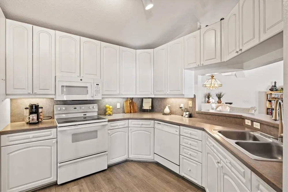 5128 18TH LANE E Bradenton, FL 34203