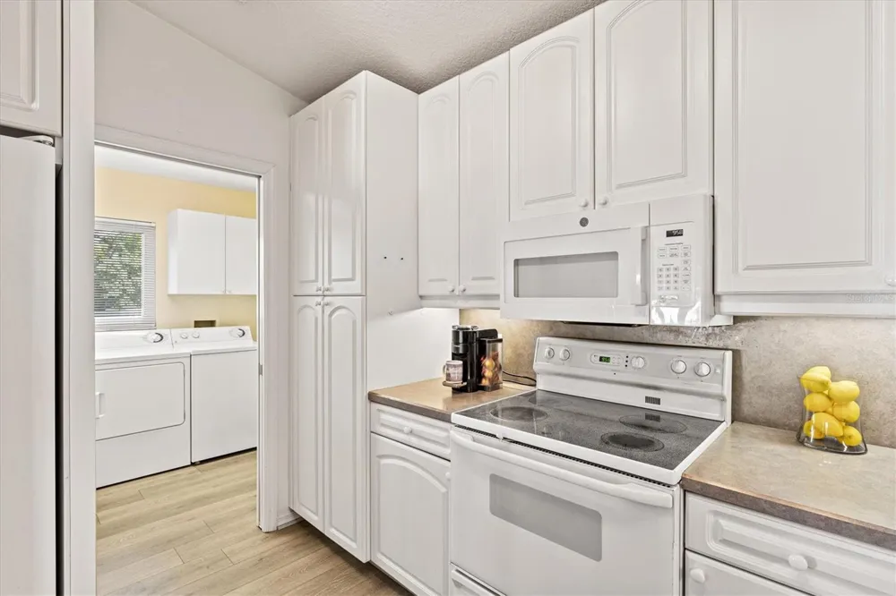 5128 18TH LANE E Bradenton, FL 34203