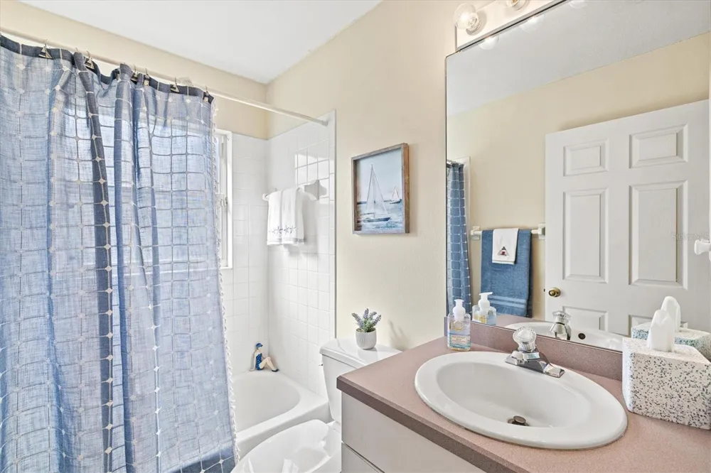 5128 18TH LANE E Bradenton, FL 34203