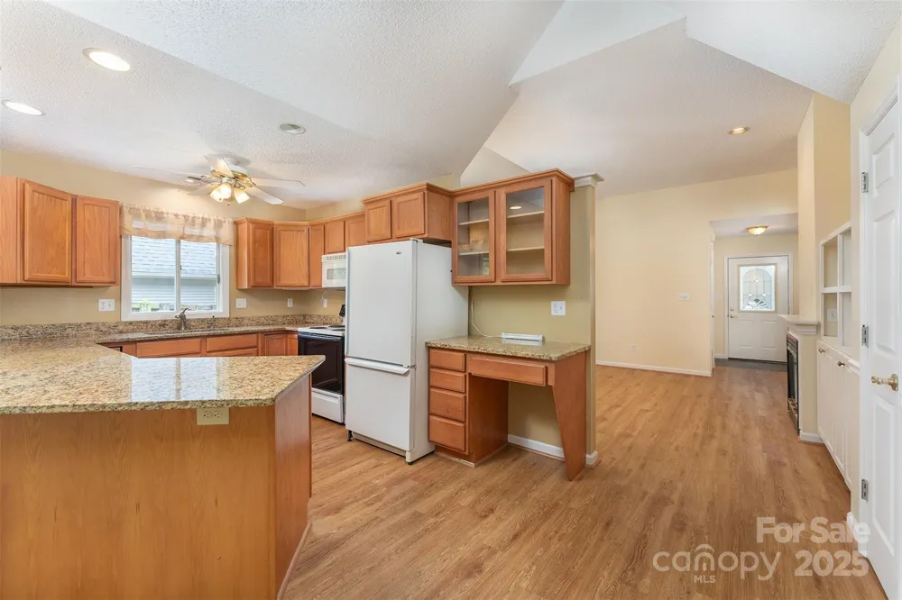 7 Silver Place Black Mountain, NC 28711
