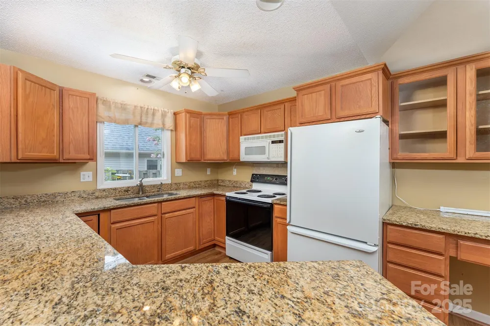 7 Silver Place Black Mountain, NC 28711