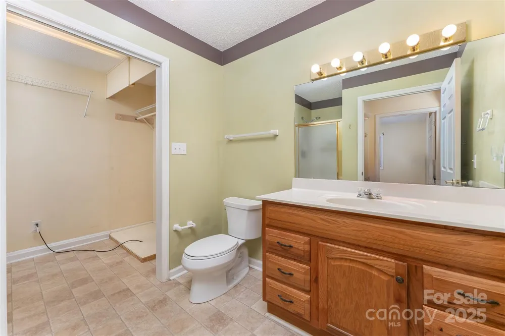 7 Silver Place Black Mountain, NC 28711