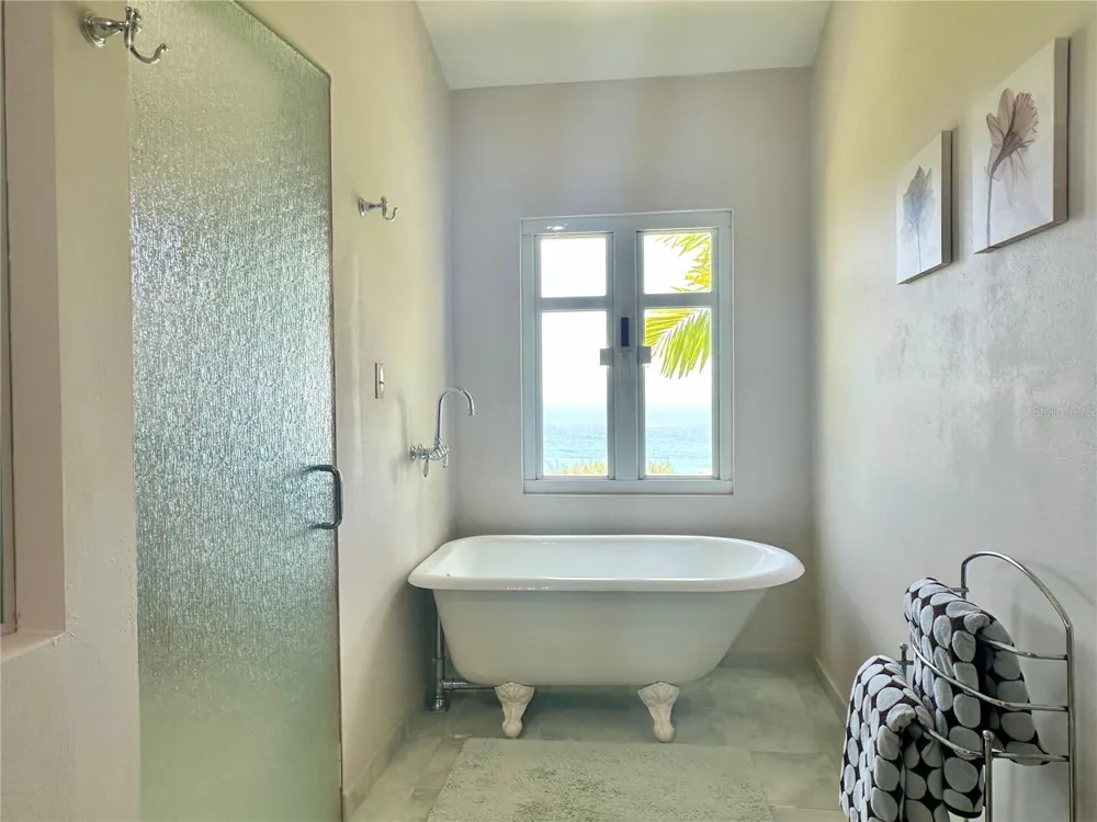 665 AQUAMARINA Isabela, PR 00662