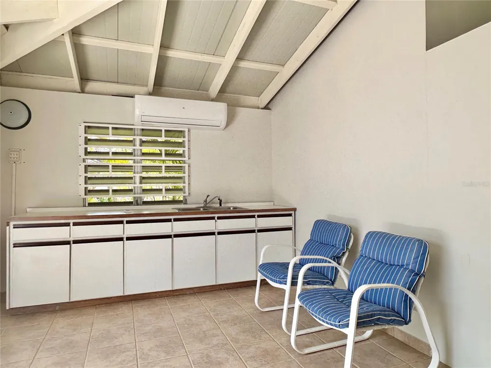 665 AQUAMARINA Isabela, PR 00662